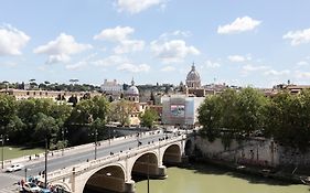 Sonder At Prati Lungotevere